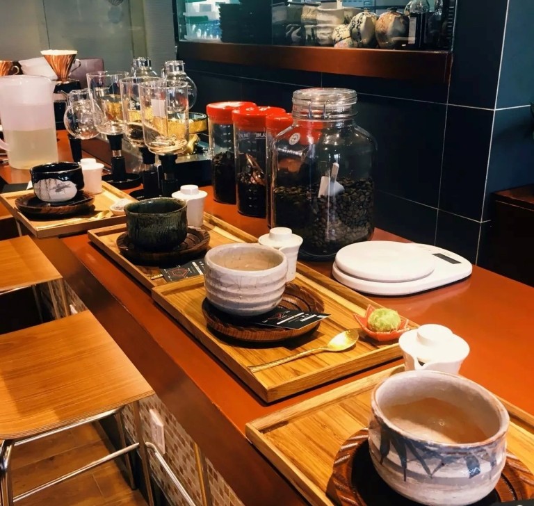 一家传统的日式咖啡店