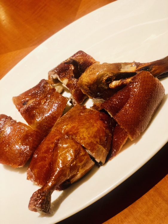 五星酒店里烫手的昆明烤乳鸭